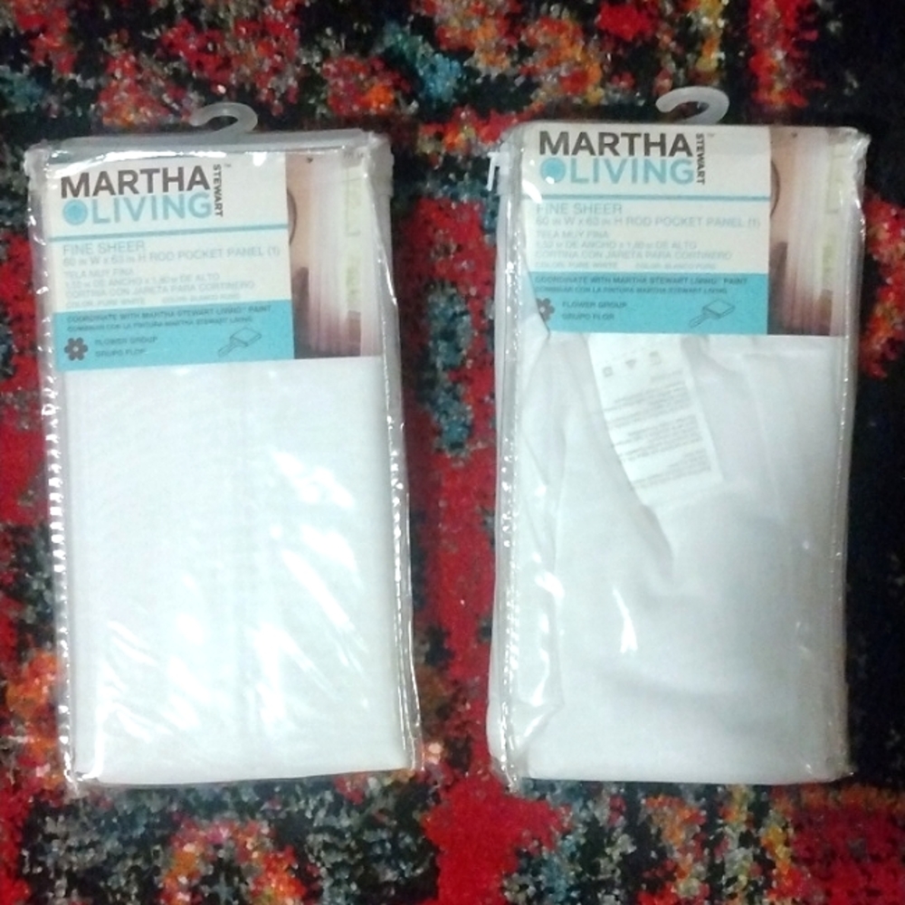 BNIB Pair of 2 Fine Sheer Martha Stewart Living Rod Pocket Panels